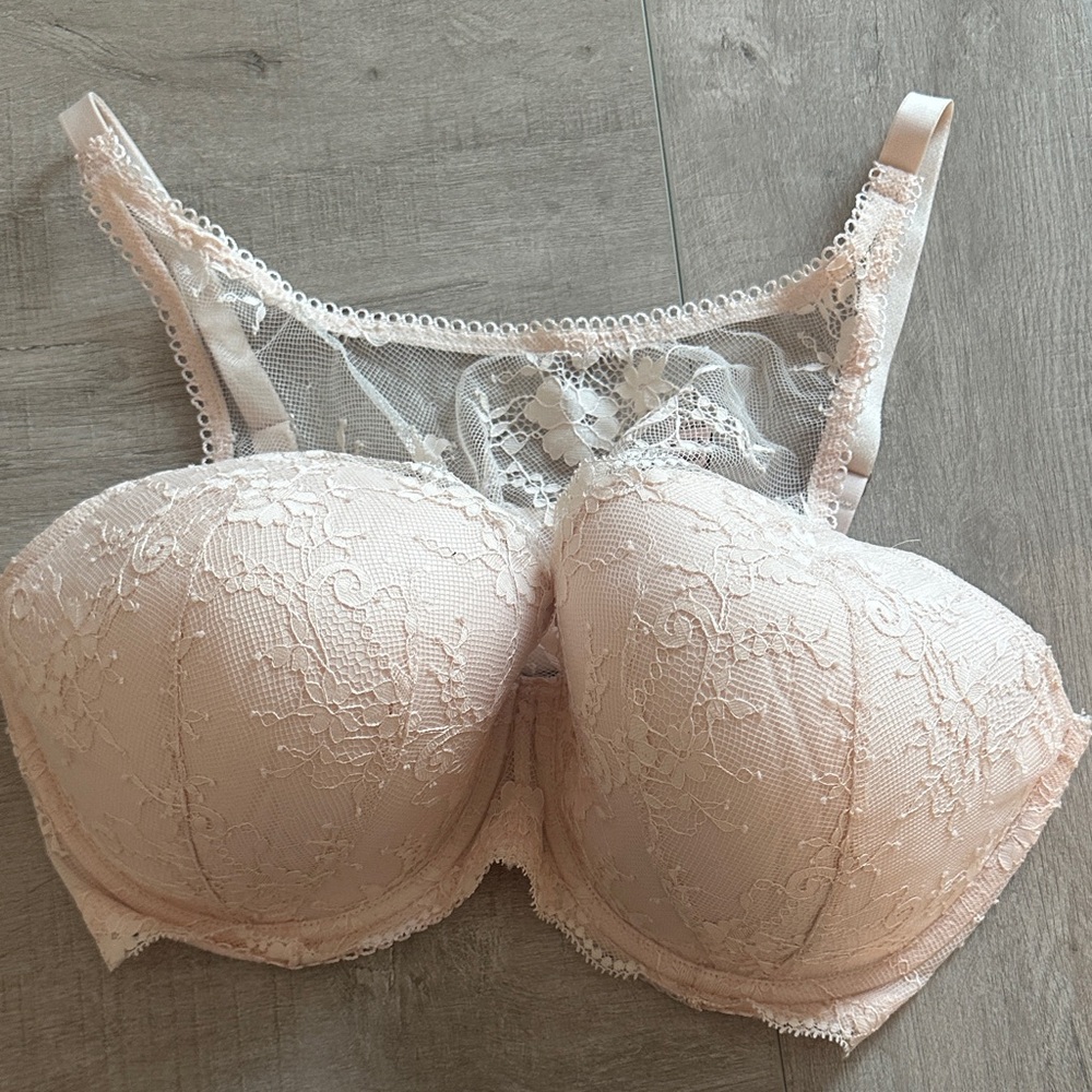 Victoria's Secret Lace Underwire Bra - Soft Pink